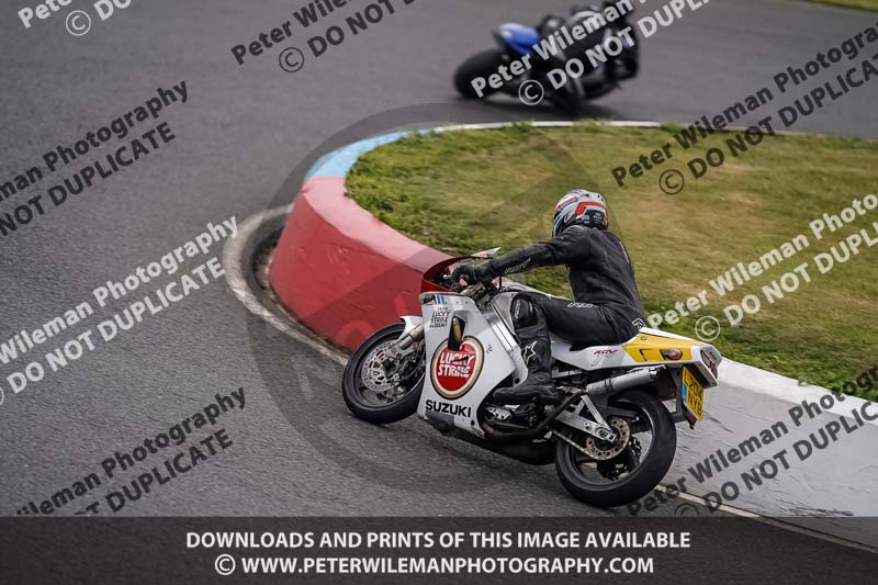 enduro digital images;event digital images;eventdigitalimages;mallory park;mallory park photographs;mallory park trackday;mallory park trackday photographs;no limits trackdays;peter wileman photography;racing digital images;trackday digital images;trackday photos